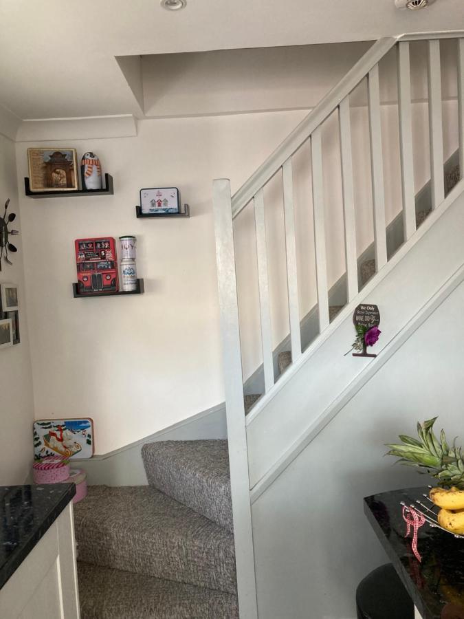 Cosy Twin Room With Private Bathroom Faversham Esterno foto